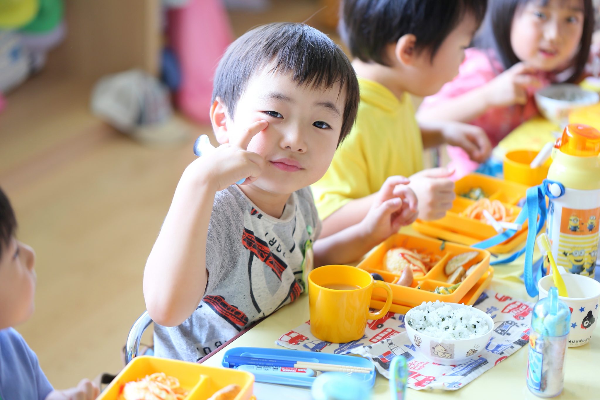 あづま幼稚園 | 給食について